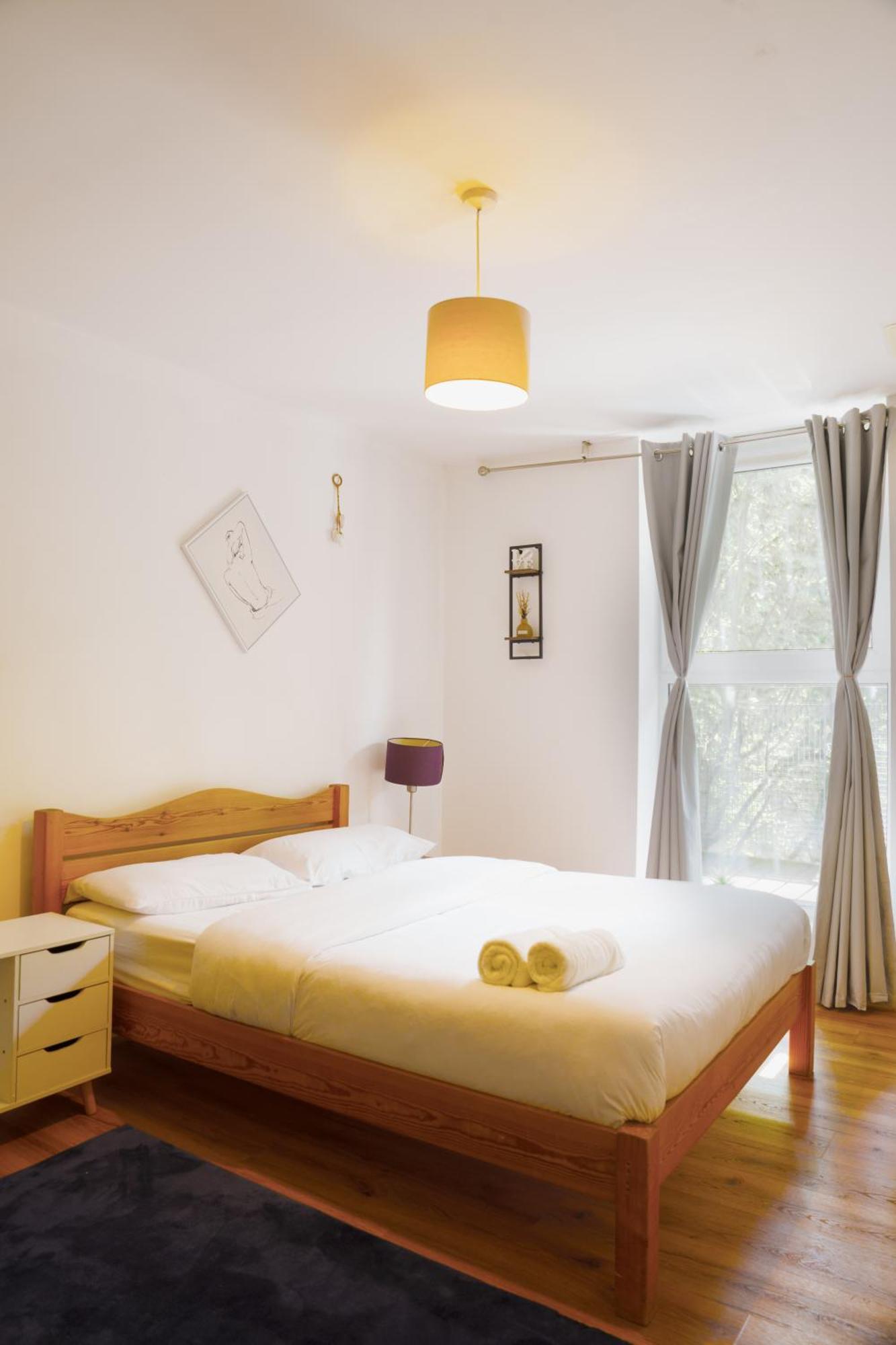 Spacious 2Bd 2Baths Apartment In Central Лондон Екстериор снимка