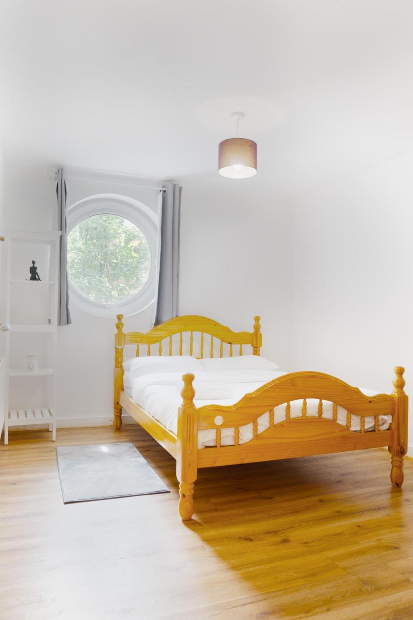Spacious 2Bd 2Baths Apartment In Central Лондон Екстериор снимка