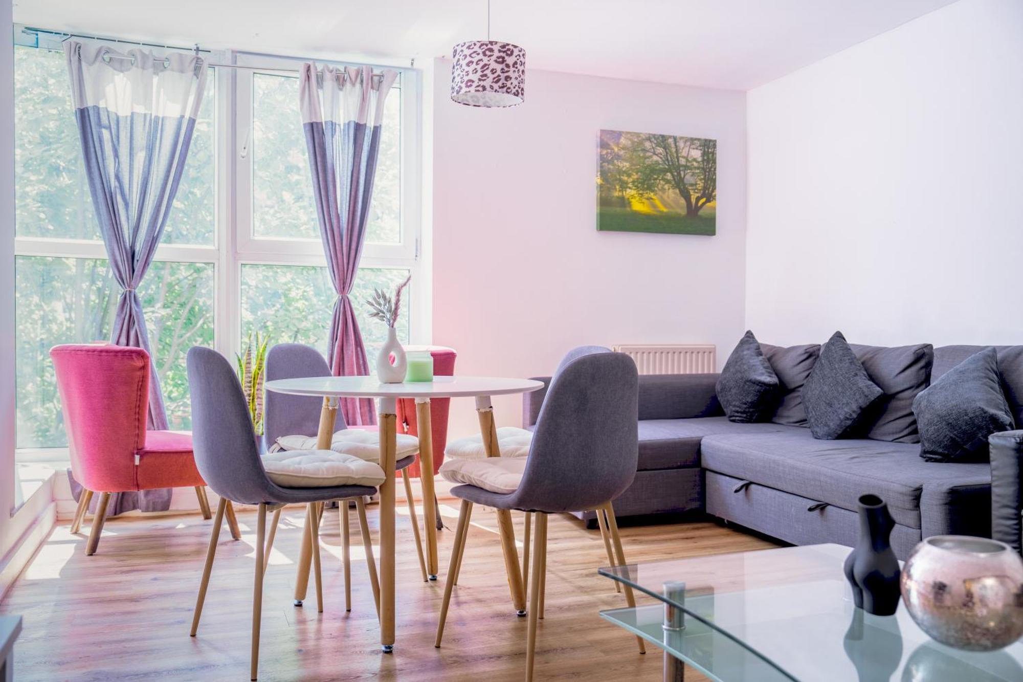 Spacious 2Bd 2Baths Apartment In Central Лондон Екстериор снимка