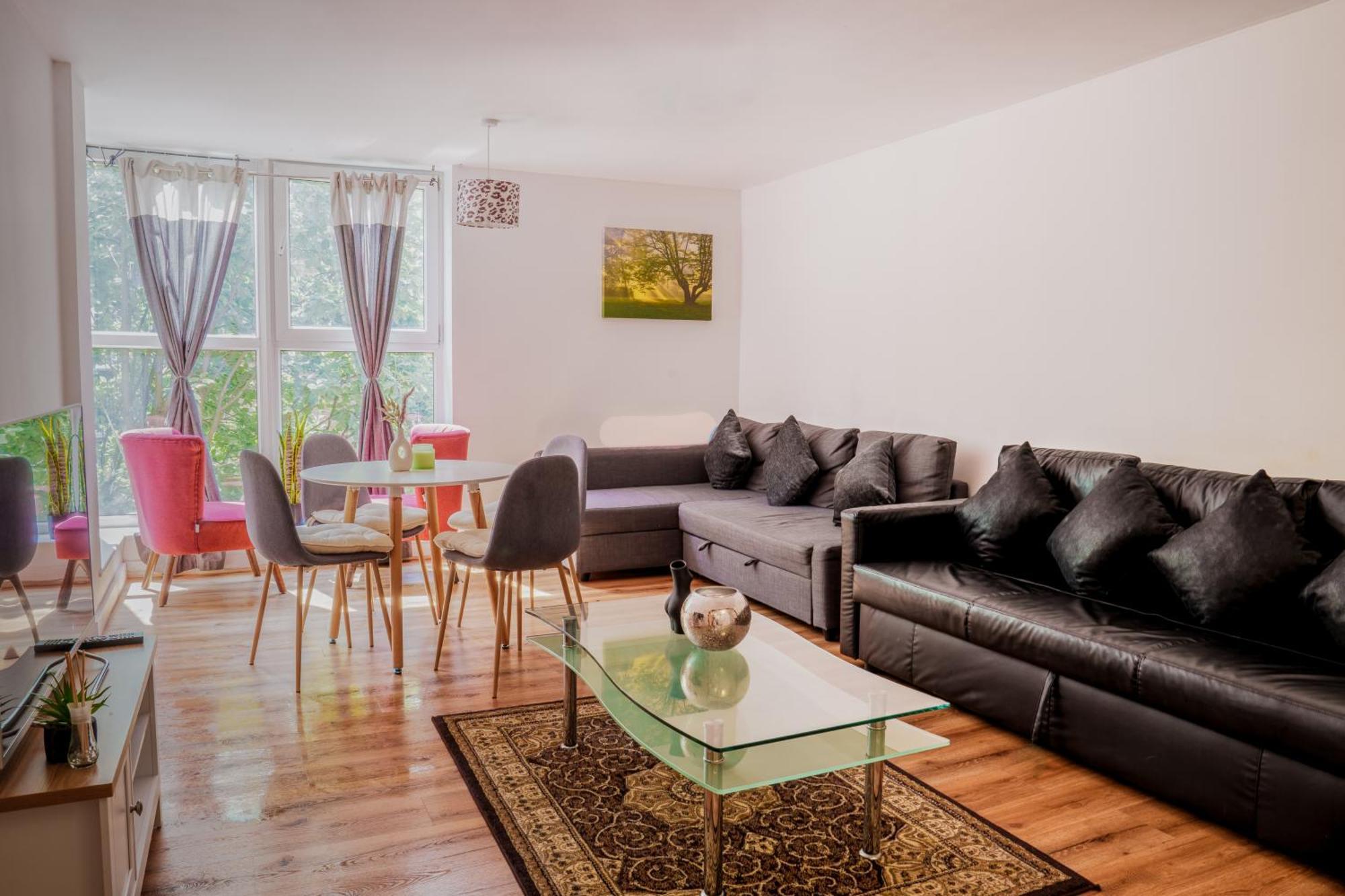 Spacious 2Bd 2Baths Apartment In Central Лондон Екстериор снимка